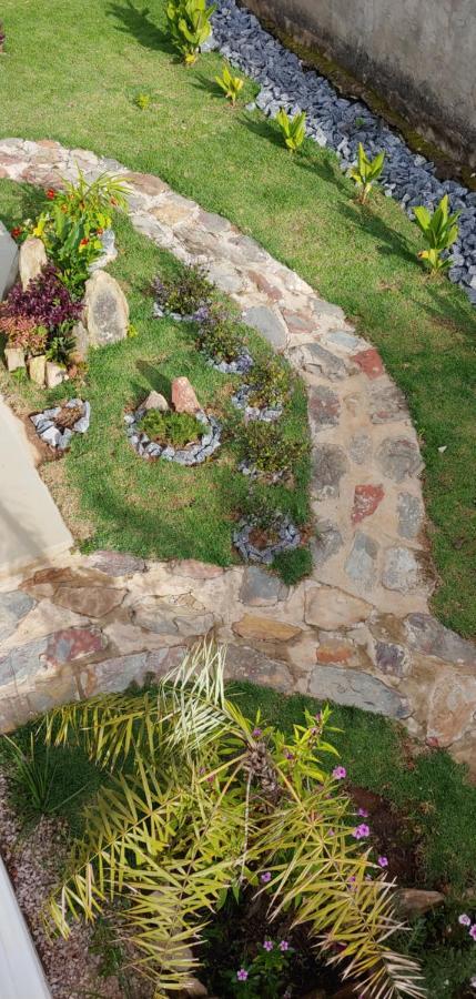 Casal Ostara Begonia Hotel Alto Paraiso de Goias Ngoại thất bức ảnh